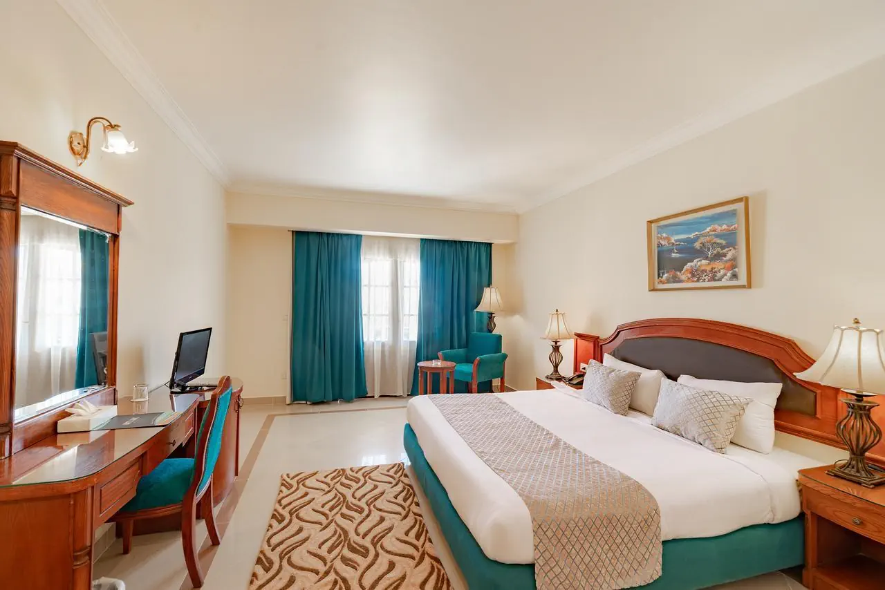 HOTEL Coral Hills Resort