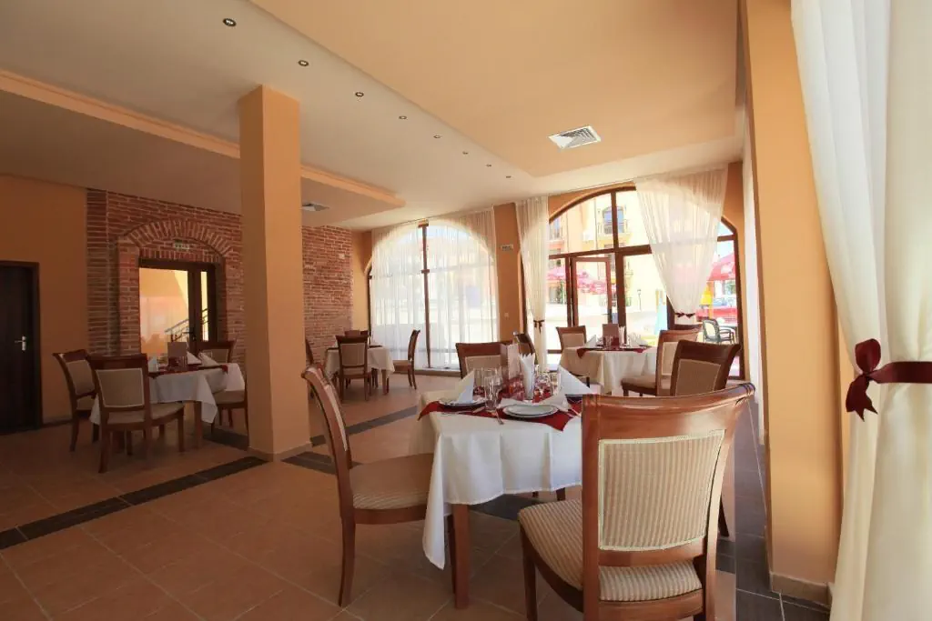 HOTEL Galeria AH