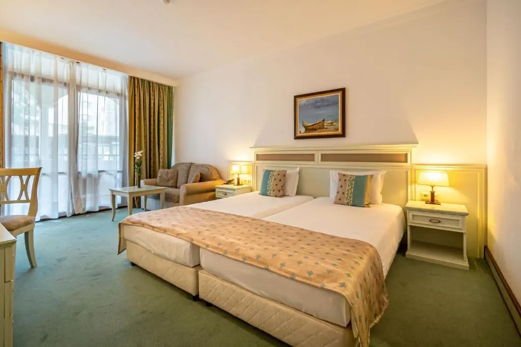HOTEL Helena Park