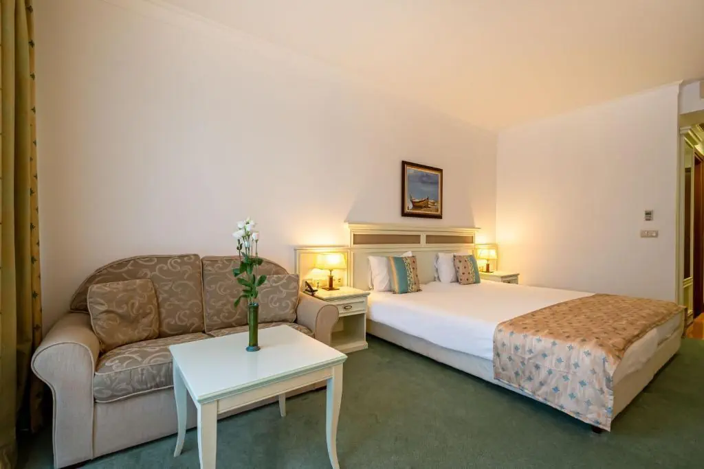 HOTEL Helena Park