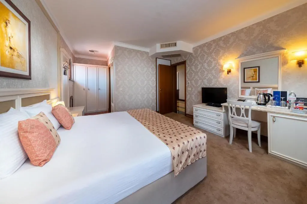 HOTEL Helena Sands