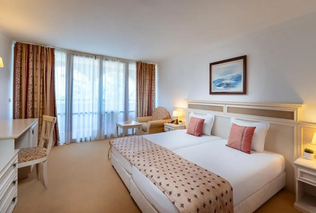 HOTEL Helena Sands