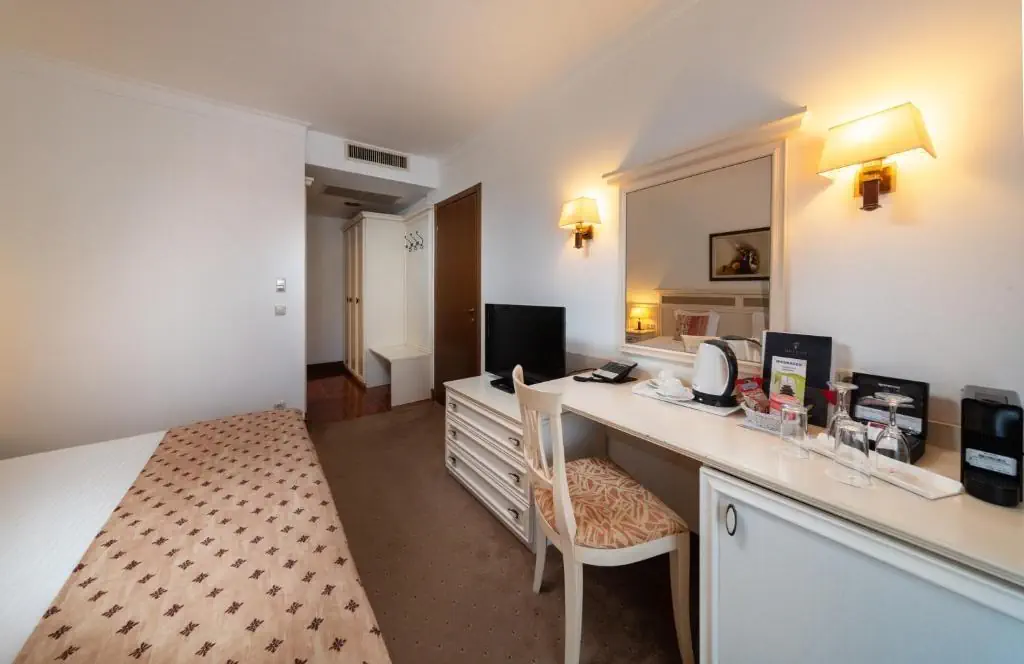 HOTEL Helena Sands