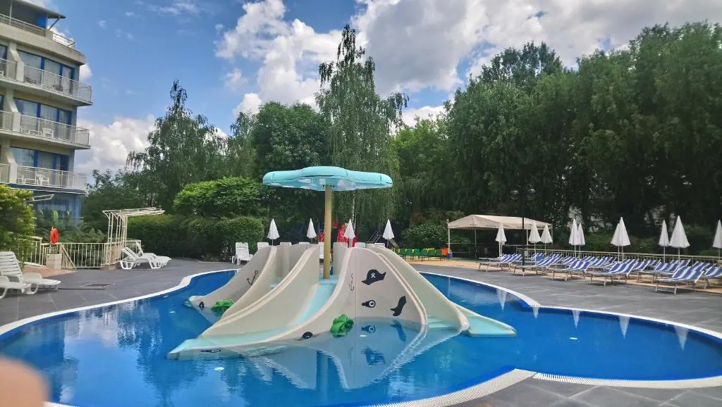 HOTEL Aquamarine