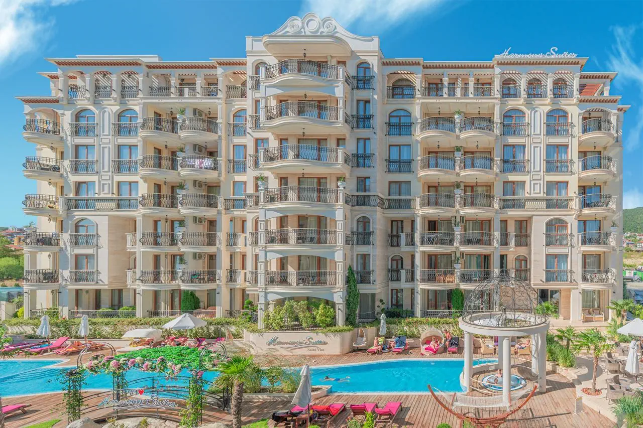 HOTEL Harmony Suites Saint Vlas