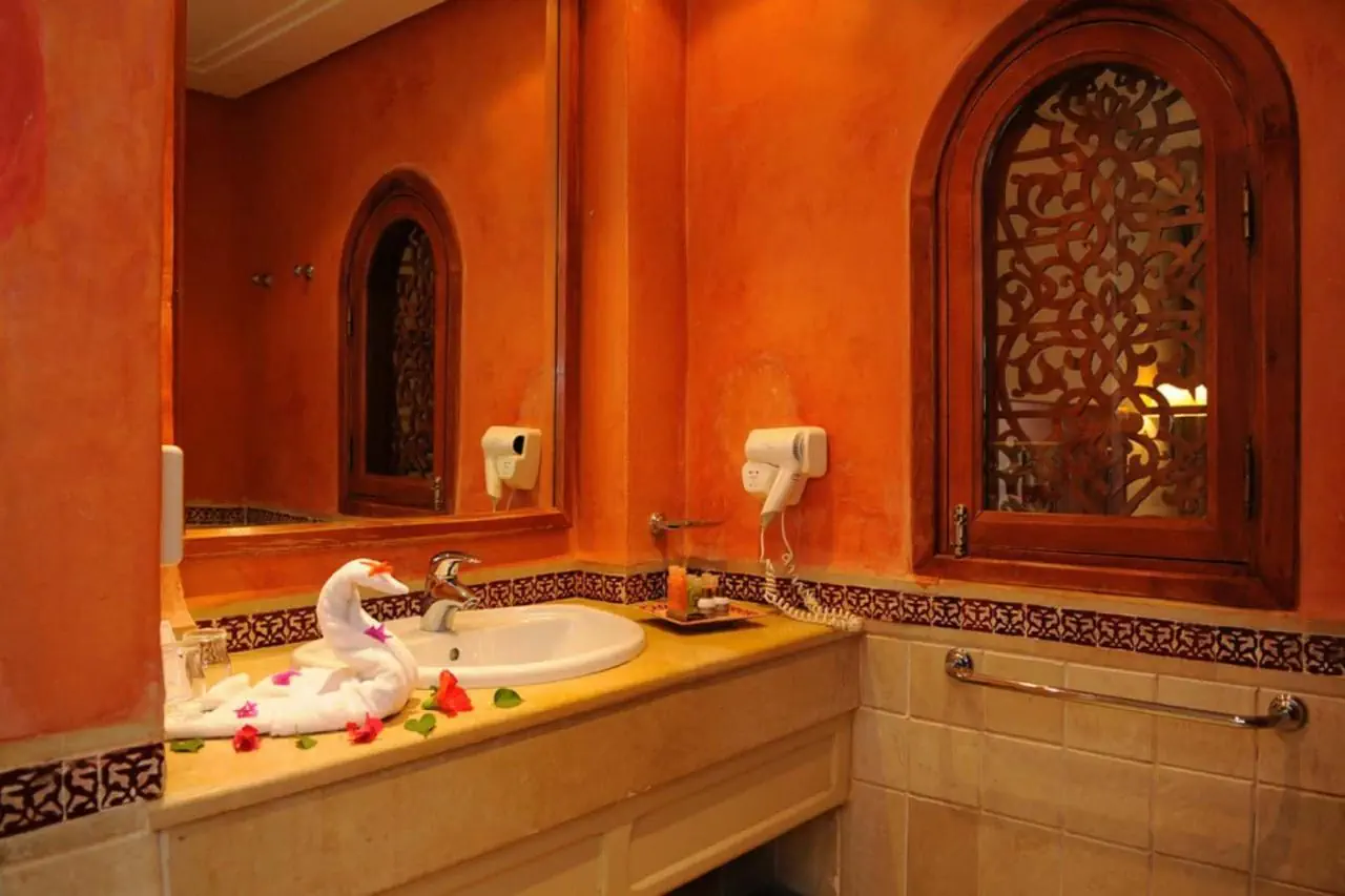 HOTEL Alhambra Thalasso