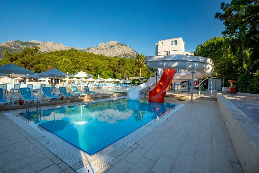 HOTEL Alder Garden Resort Hotel
