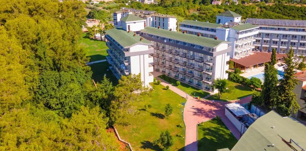 HOTEL Alder Garden Resort Hotel