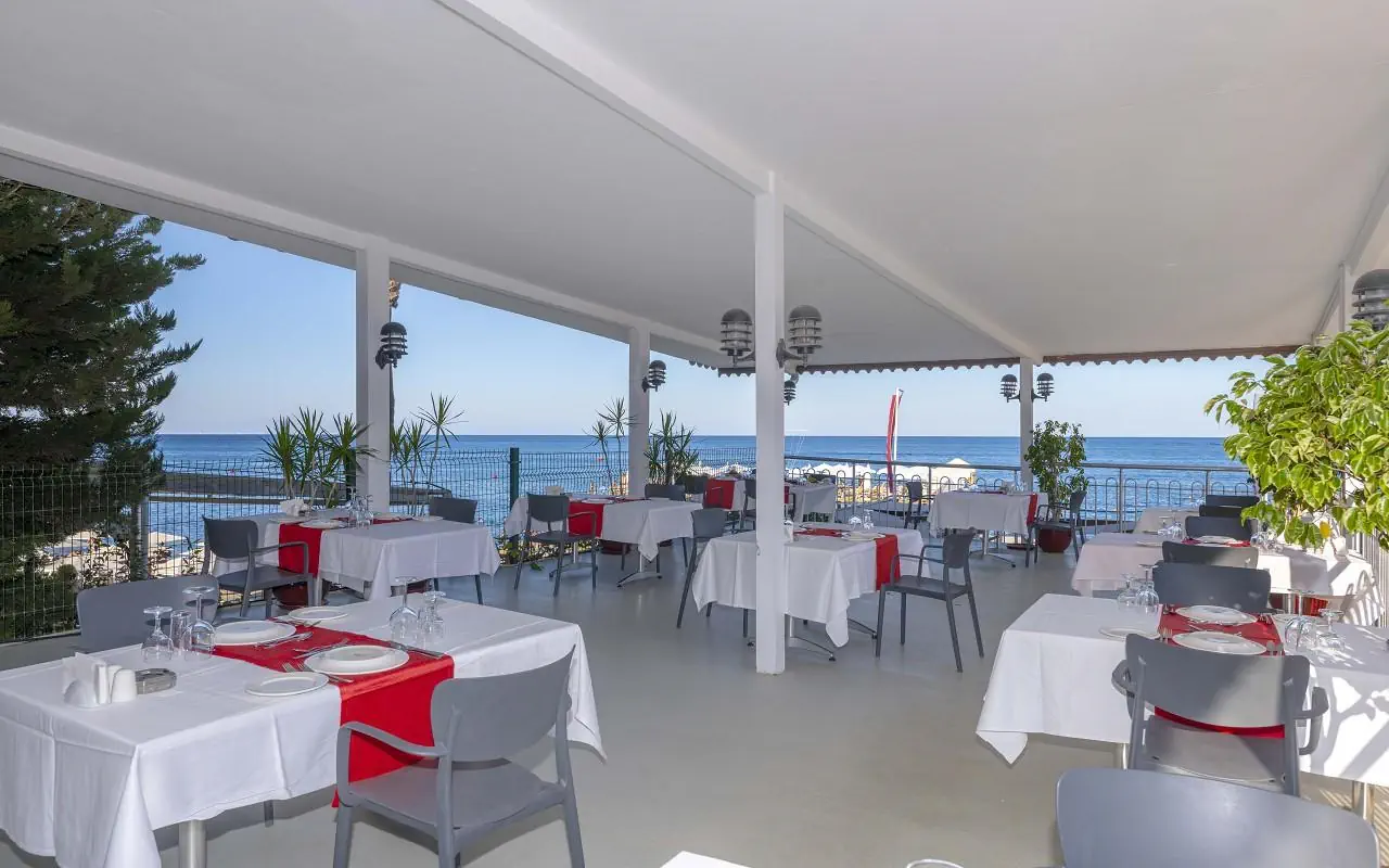 HOTEL Armas Beach Hotel