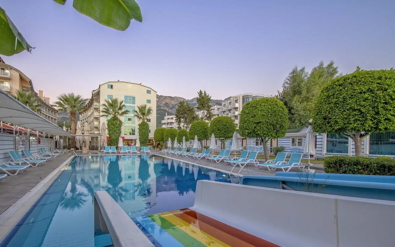 HOTEL Armas Beach Hotel
