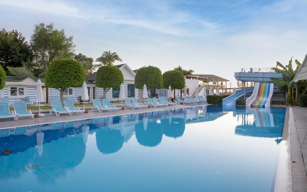 HOTEL Armas Beach Hotel