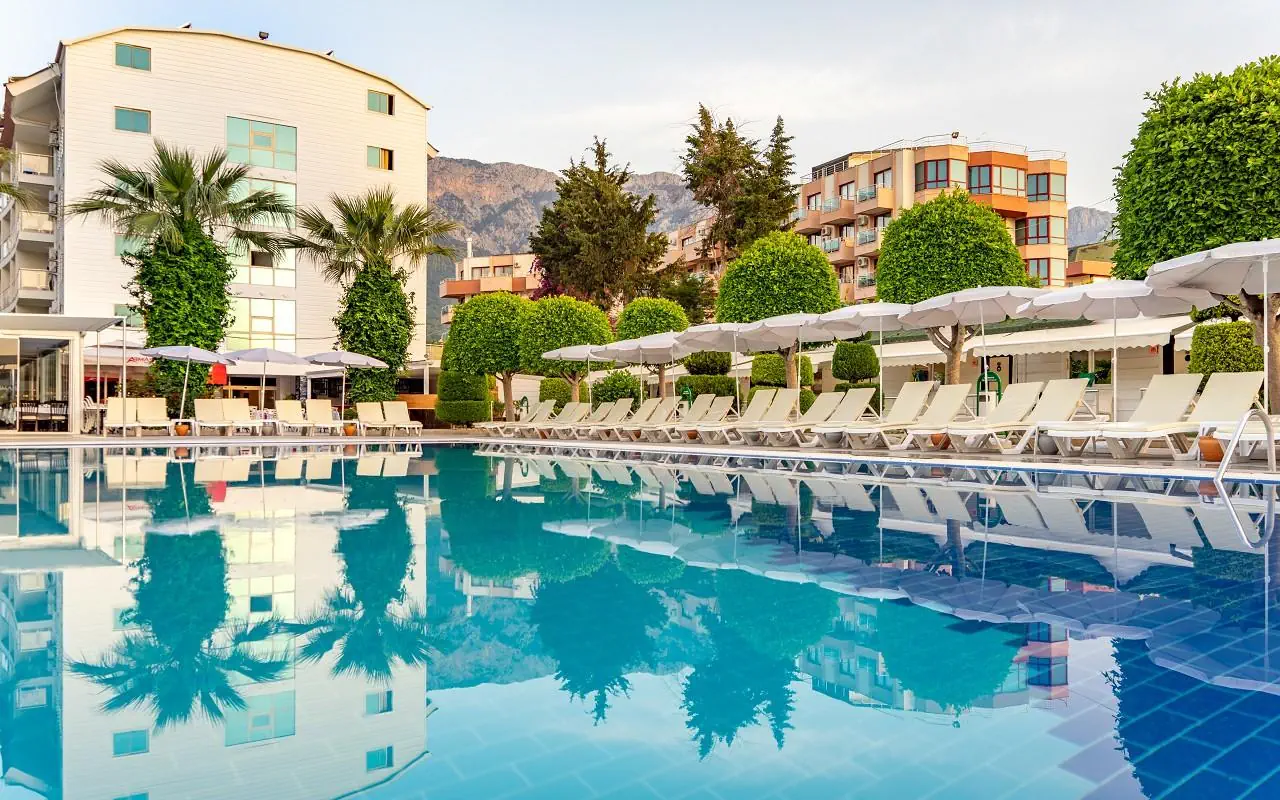 HOTEL Armas Beach Hotel