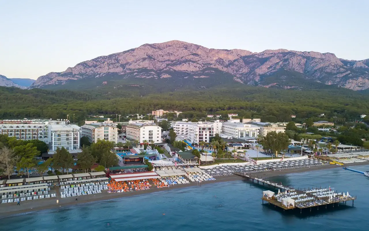 Armas Beach Hotel