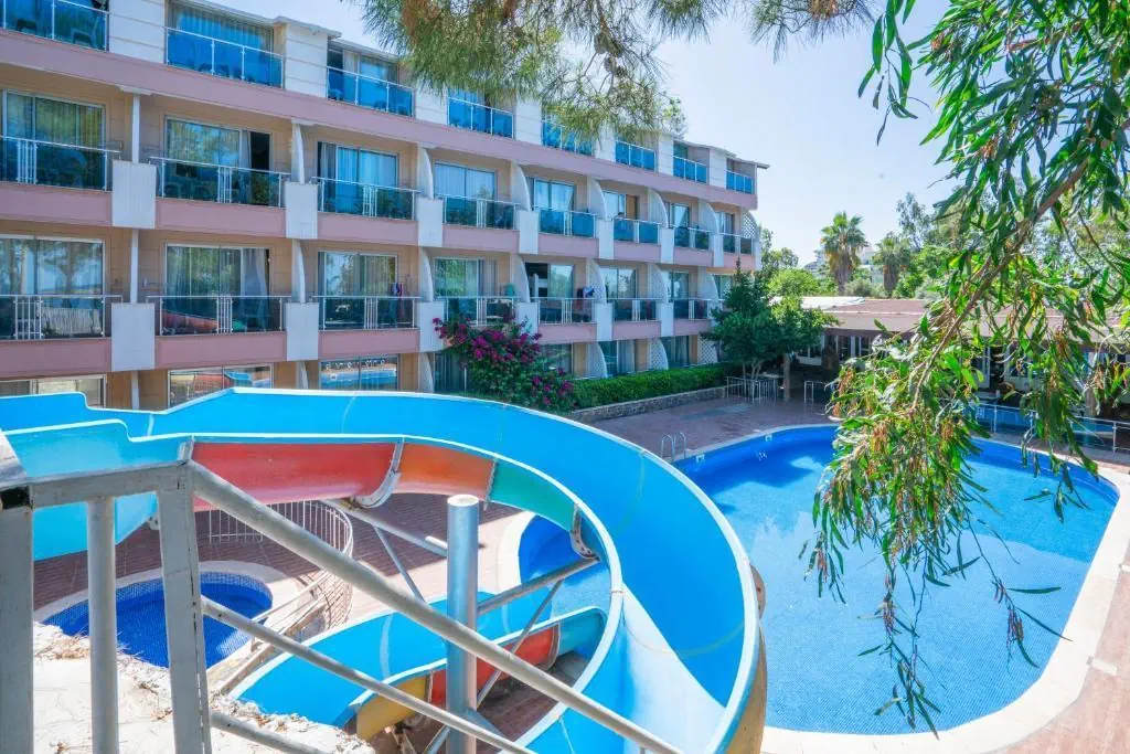 HOTEL Club Aperion Beach Hotel
