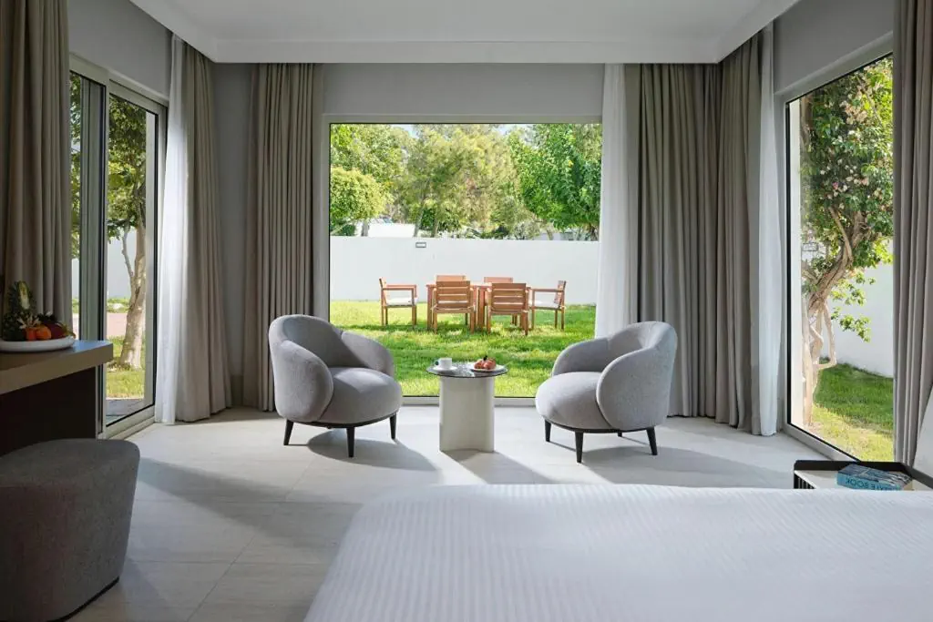 HOTEL FashionTV Luxe Resort