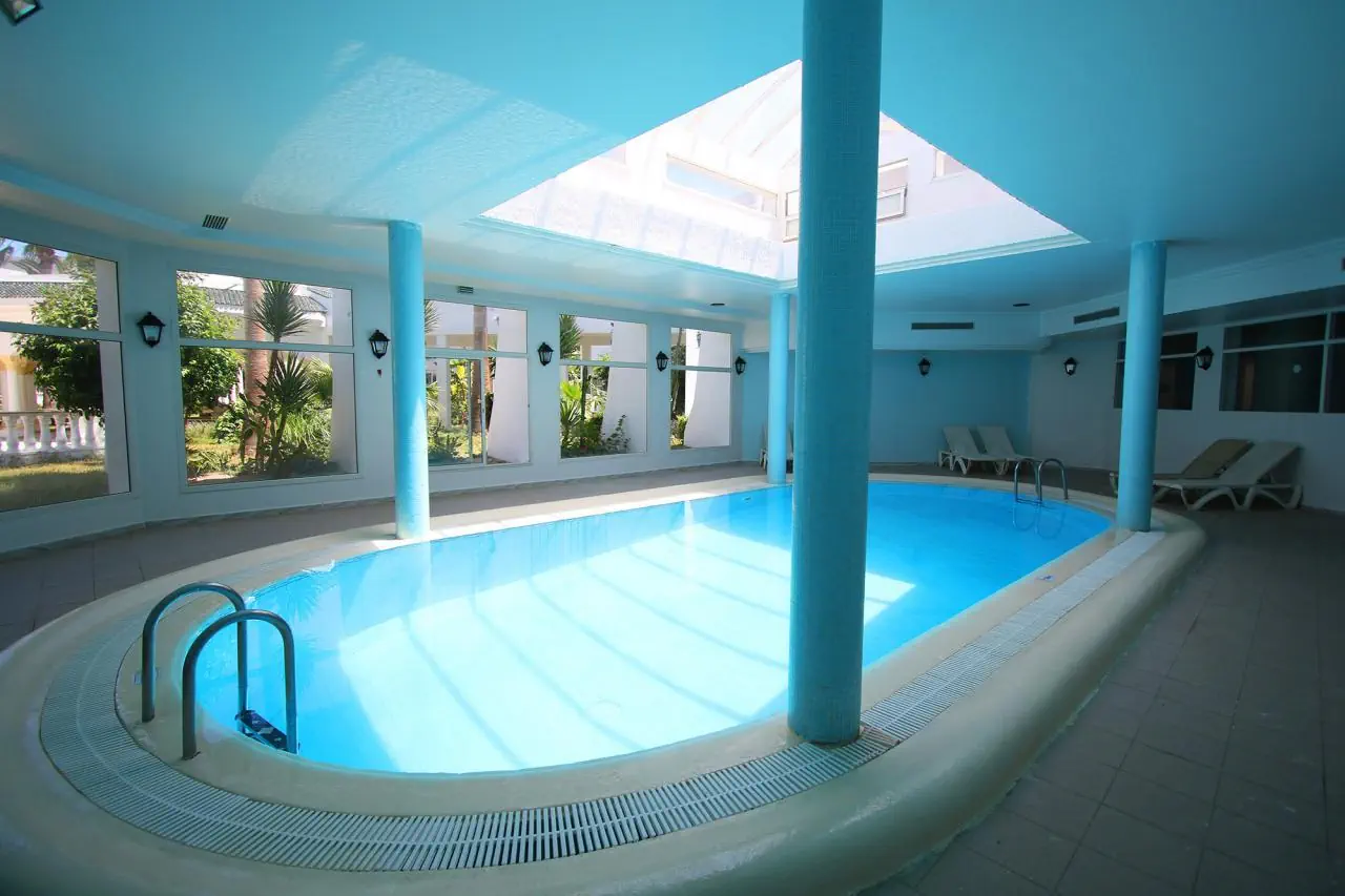 HOTEL Le Zenith Hotel