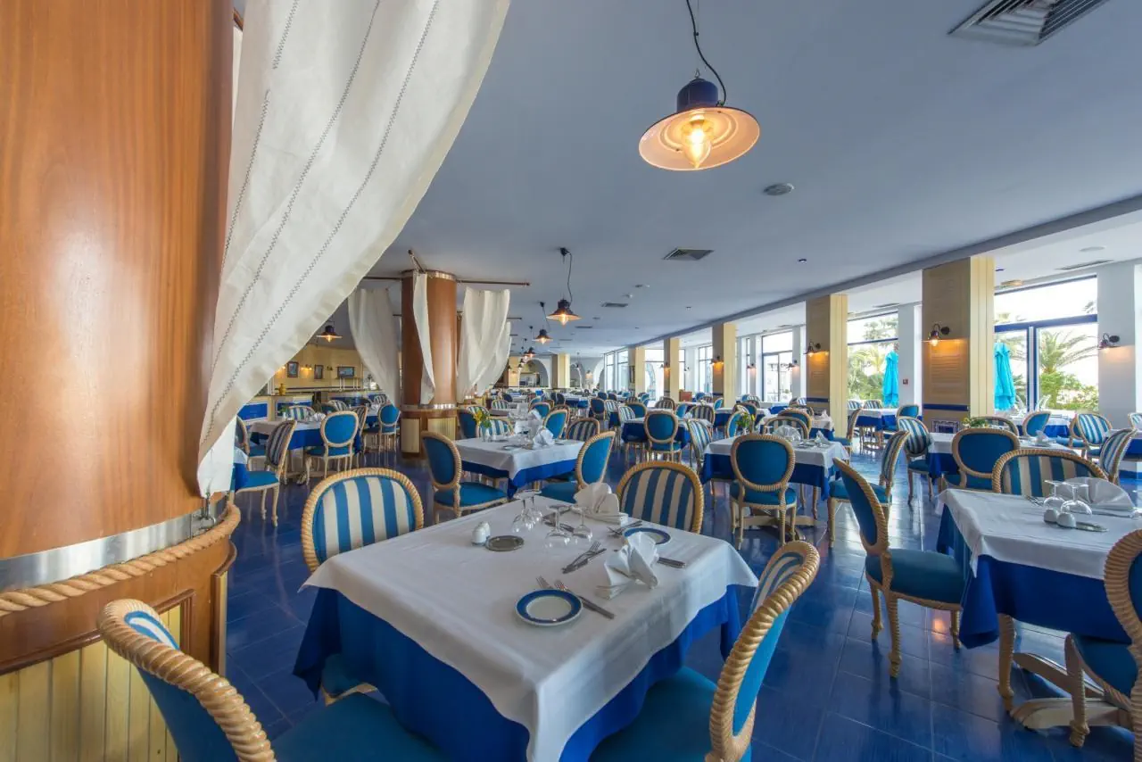 HOTEL Regency Hotel & Spa