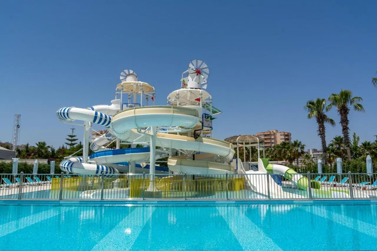 HOTEL Baia Lara Hotel