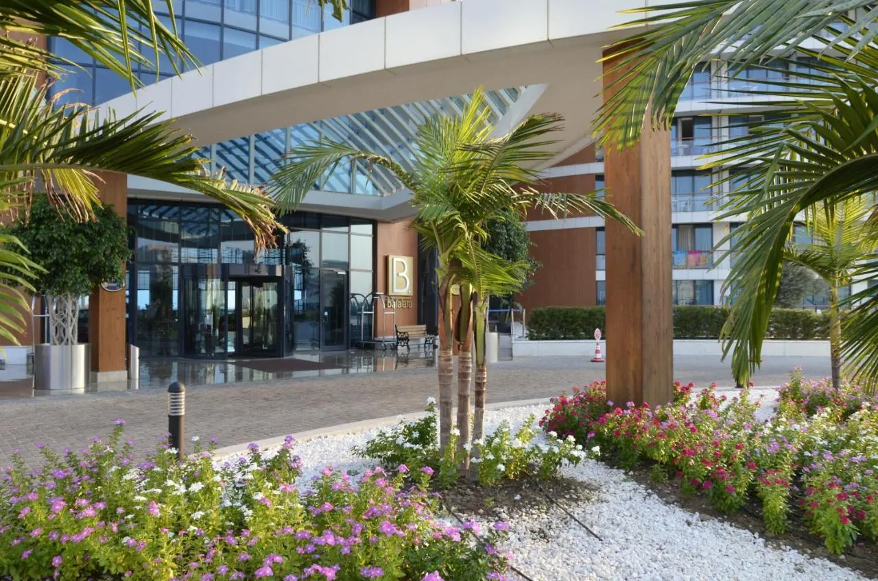 HOTEL Baia Lara Hotel
