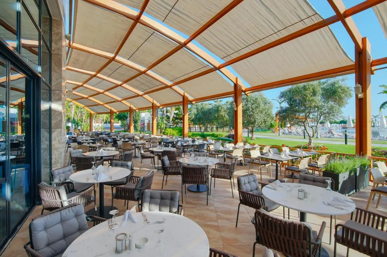 HOTEL Baia Lara Hotel