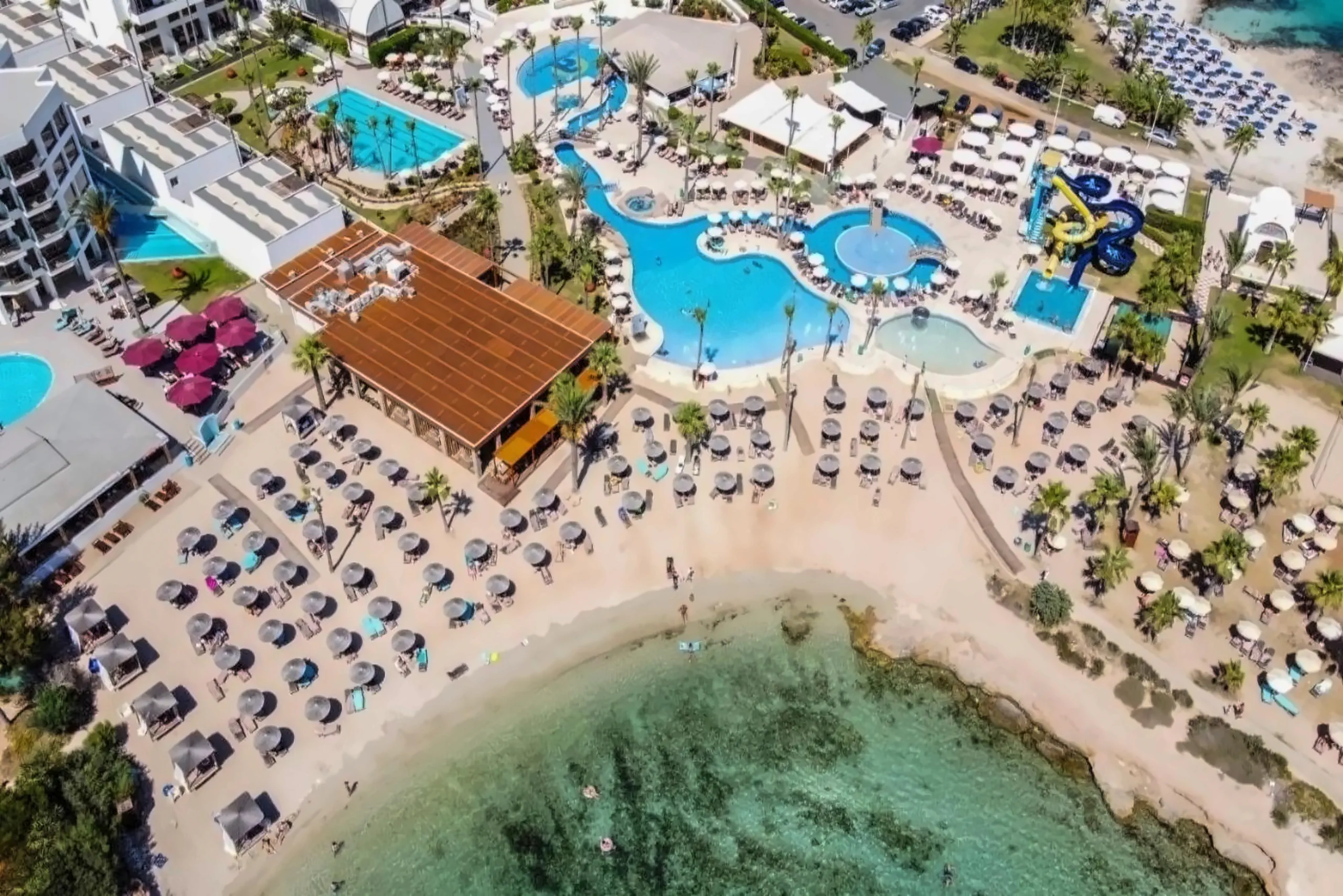 Nazwa: Adams Beach Hotel