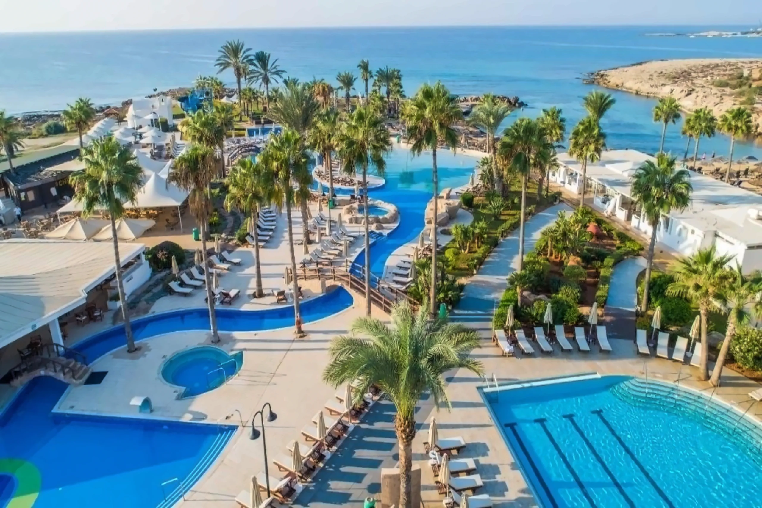 Nazwa: Adams Beach Hotel