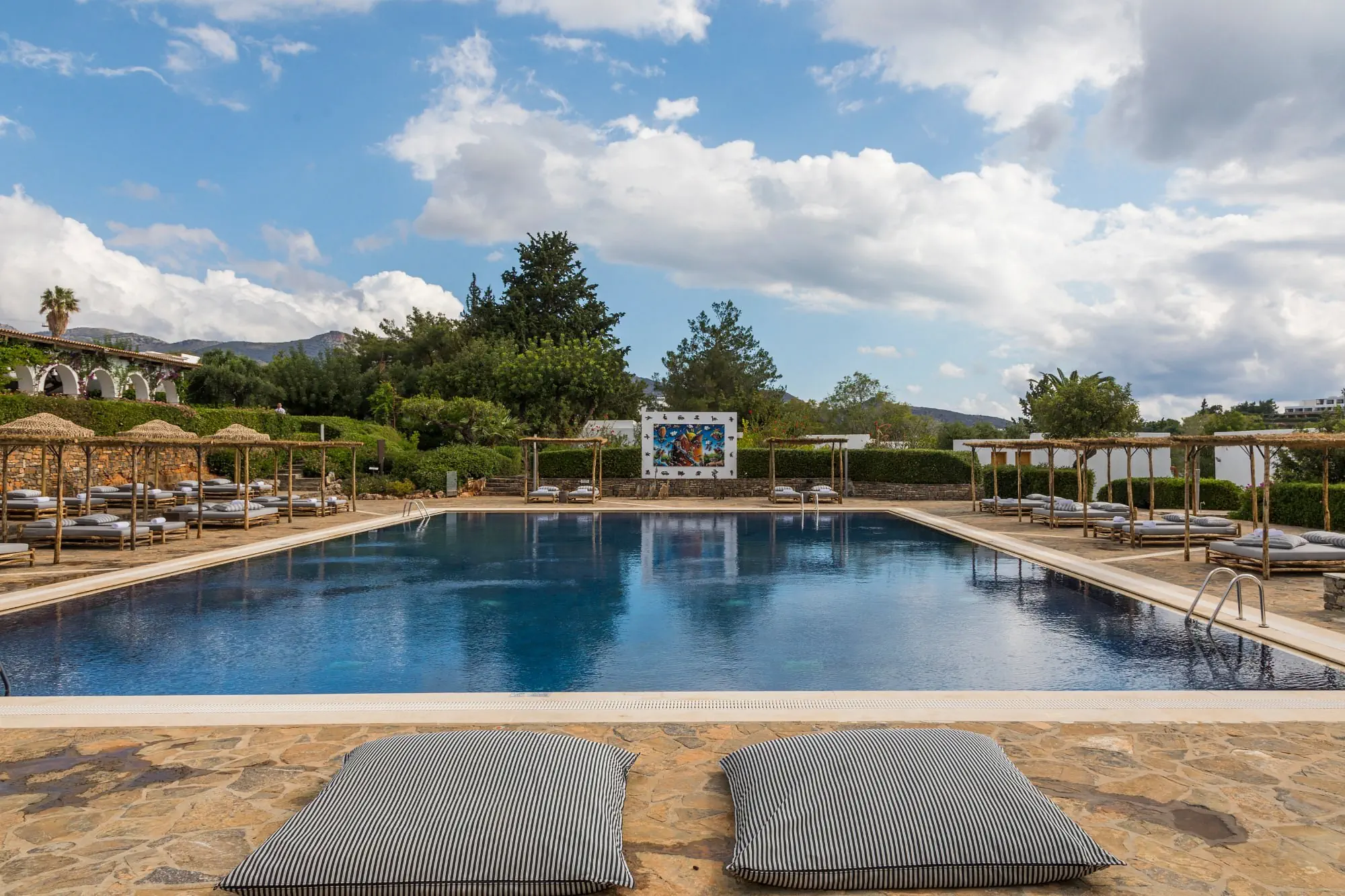 Minos Beach Art Hotel