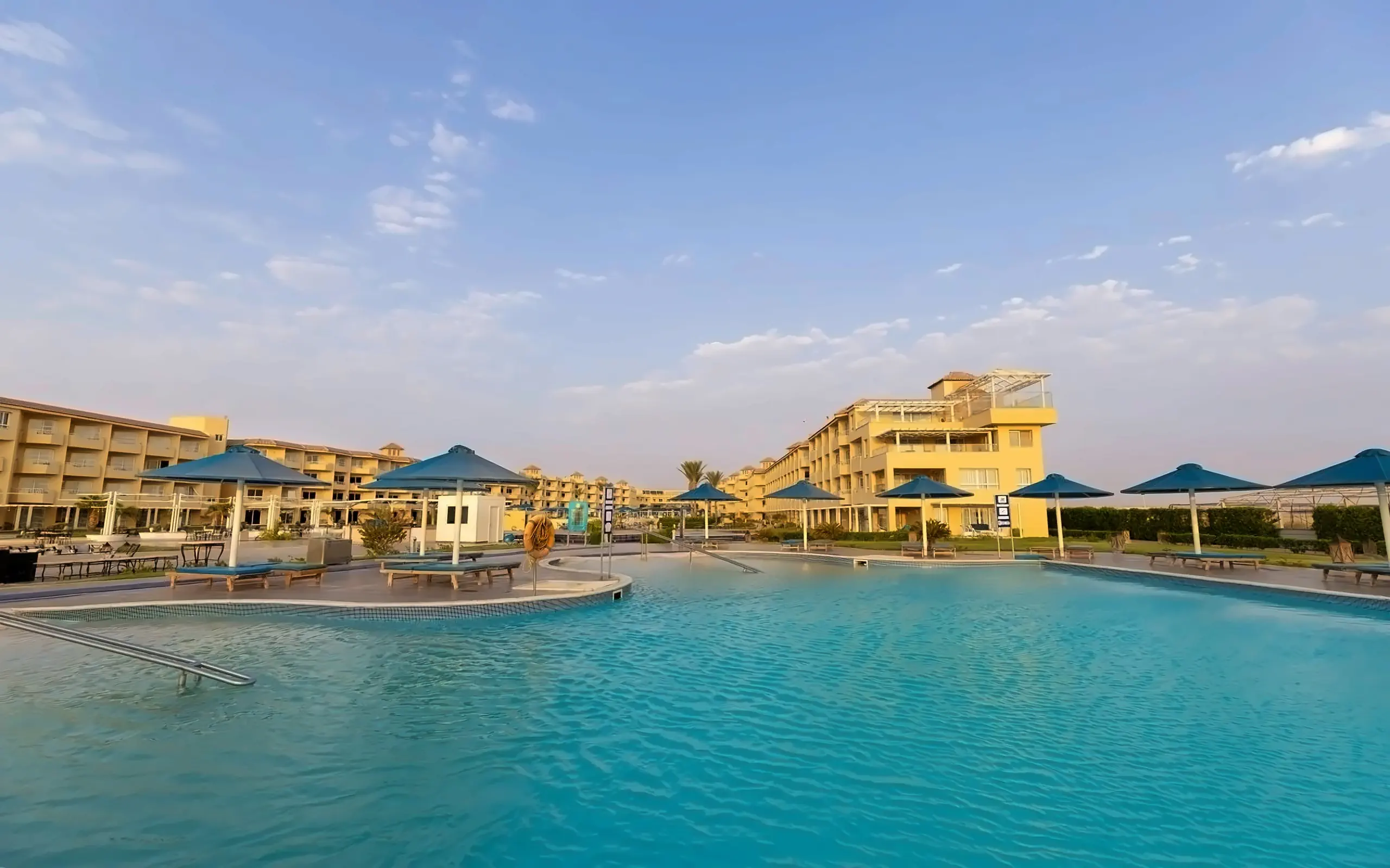 Nazwa: Amwaj Beach Club Abu Soma