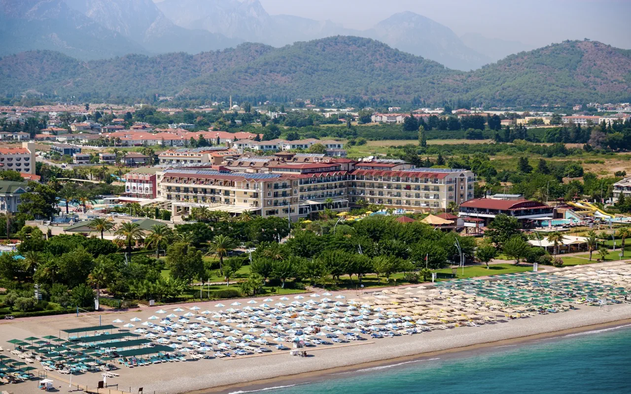 Loceanica Beach Resort
