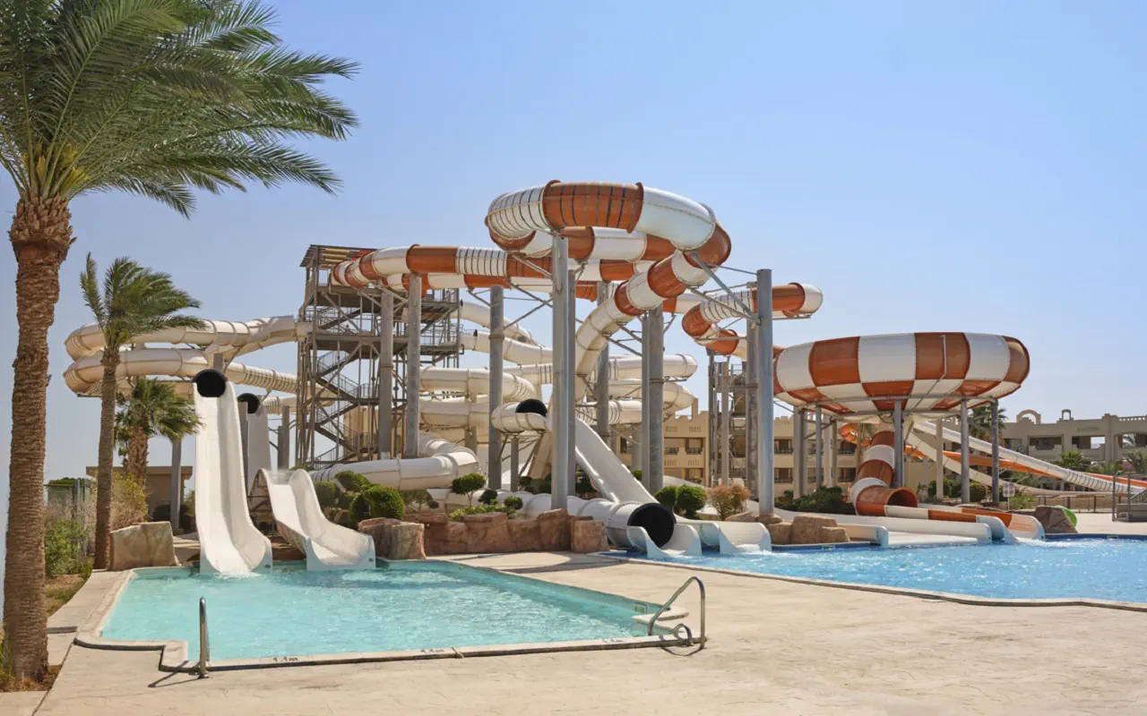Coral Sea Water World Resort - zdjęcie 7