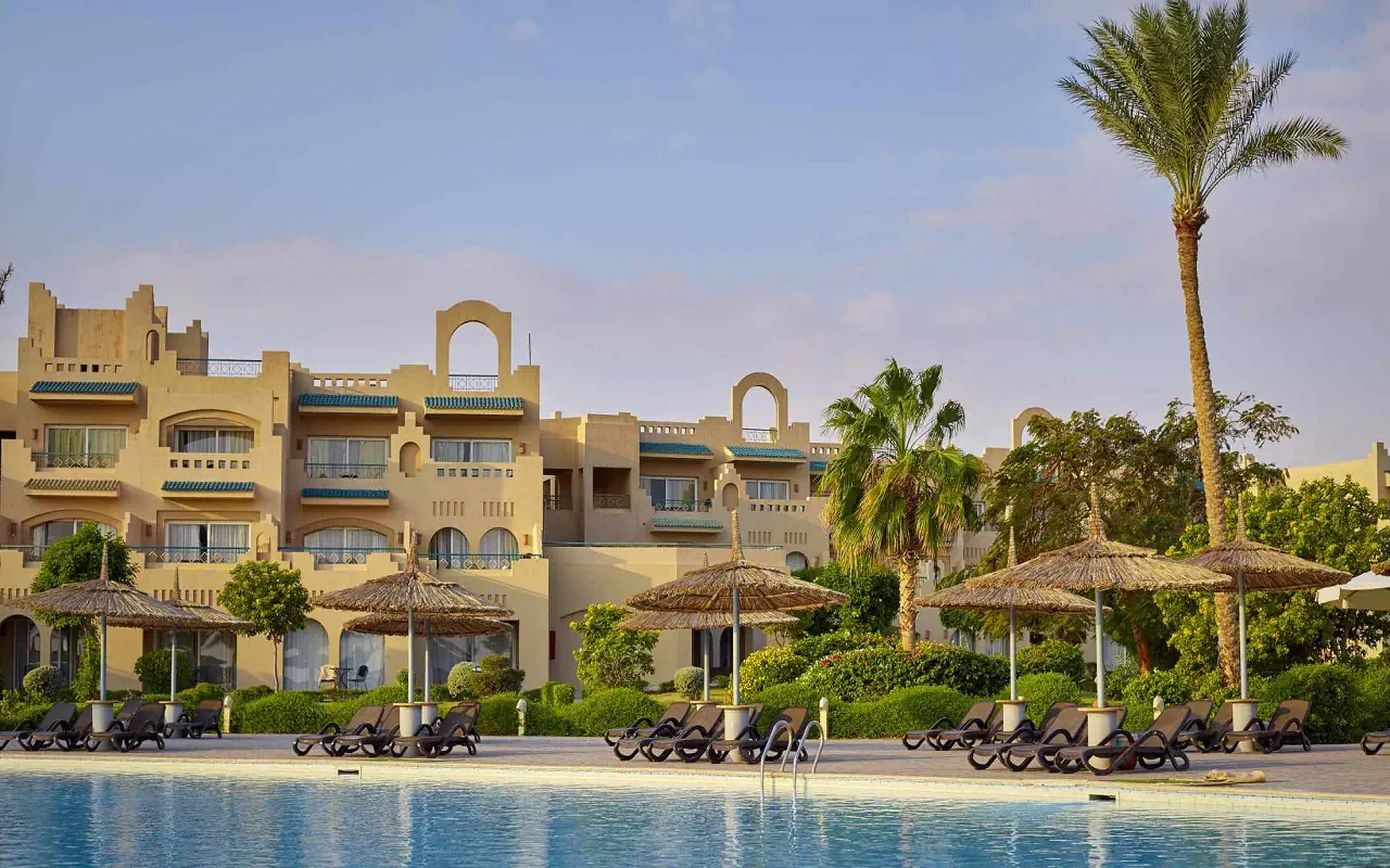 Coral Sea Water World Resort - zdjęcie 4