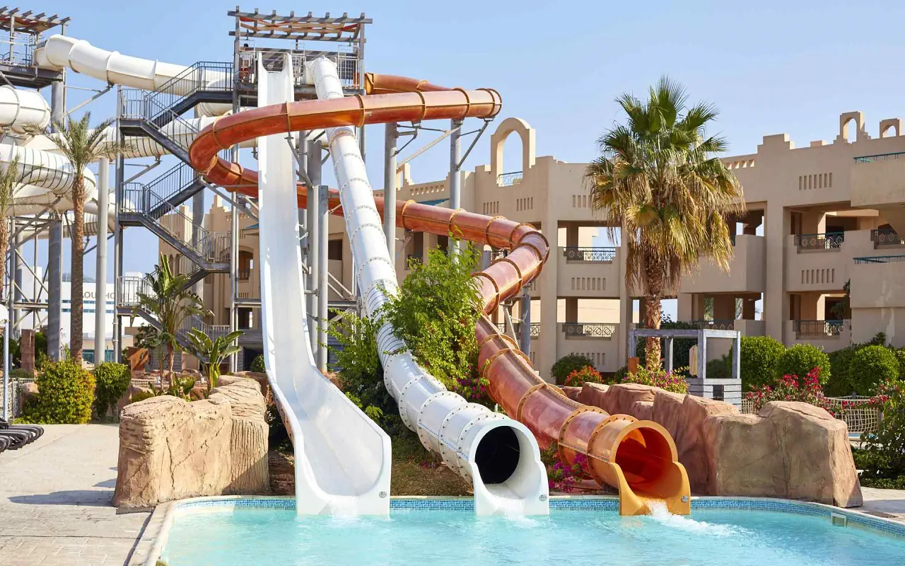 Coral Sea Water World Resort - zdjęcie 9