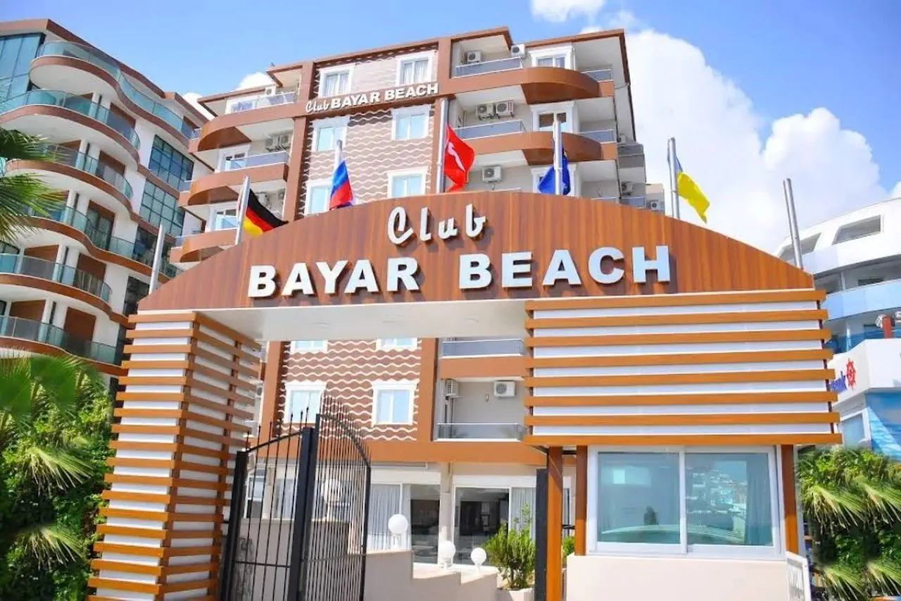 Club Bayar - zdjęcie 2