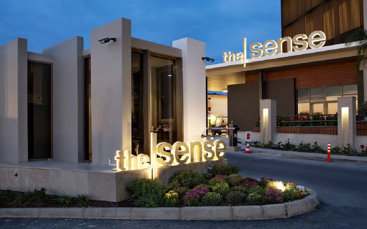 The Sense Deluxe photo 3