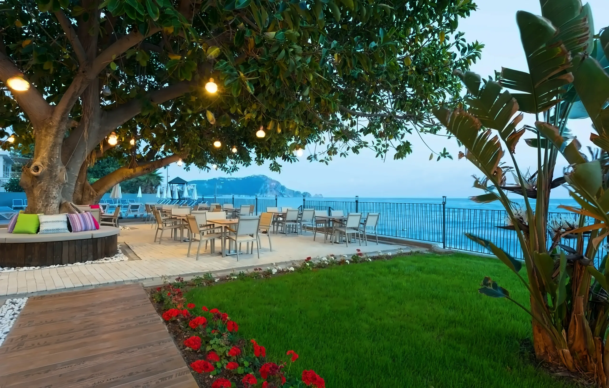 Floria Beach - zdjęcie 9