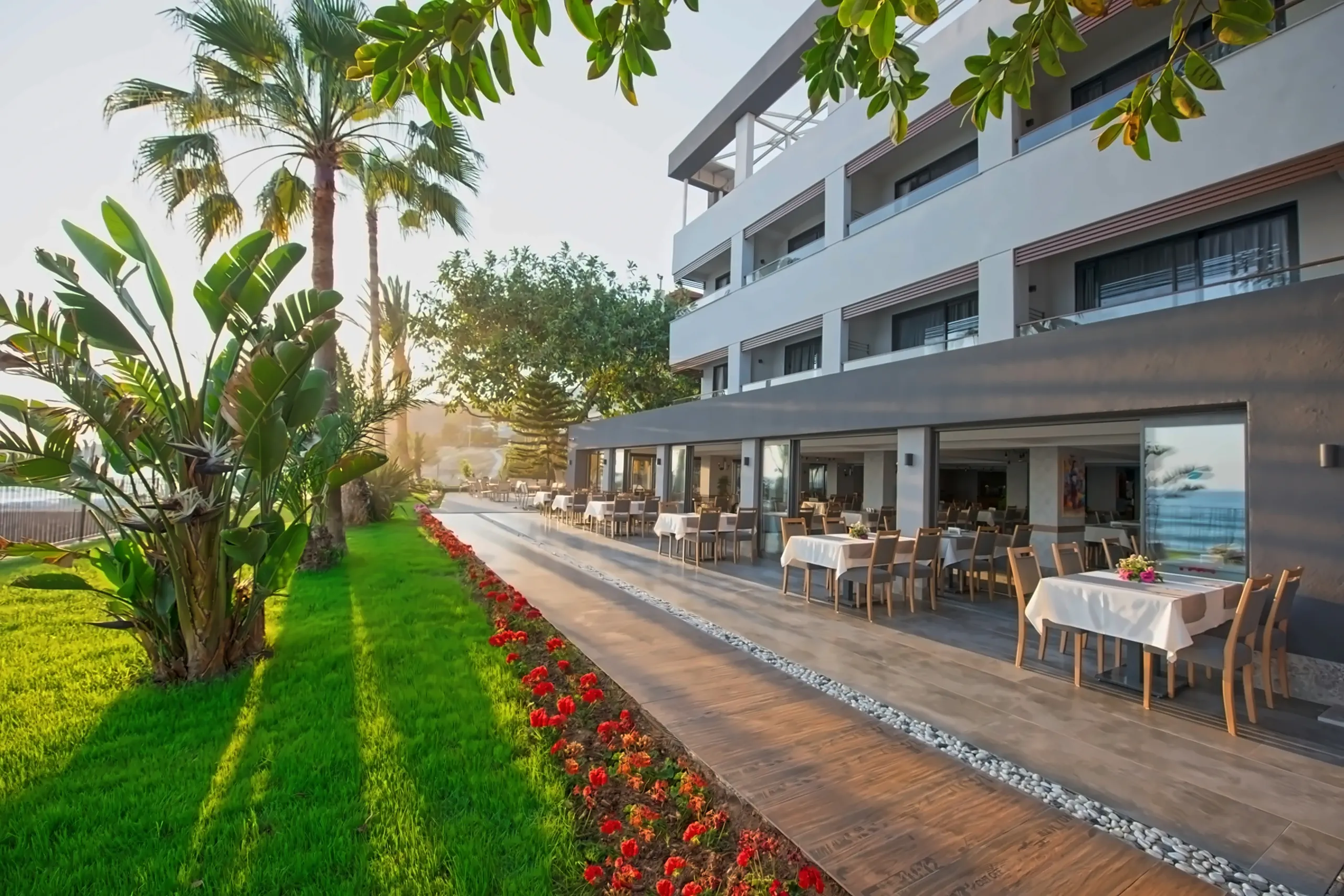 Floria Beach photo 1