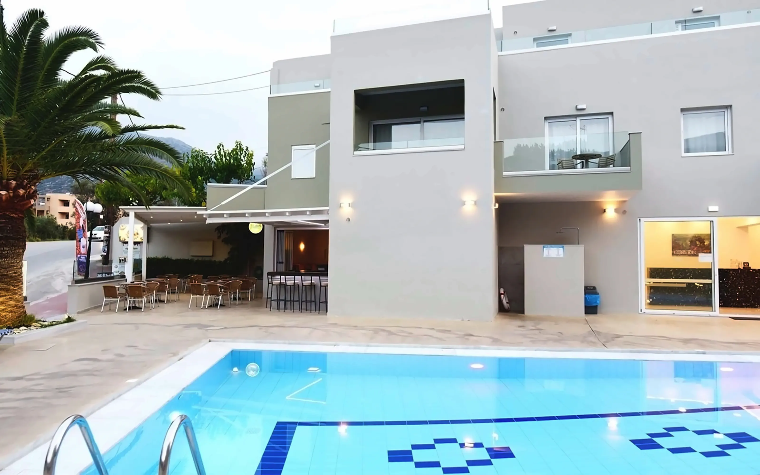 Blue Horizon Apartments