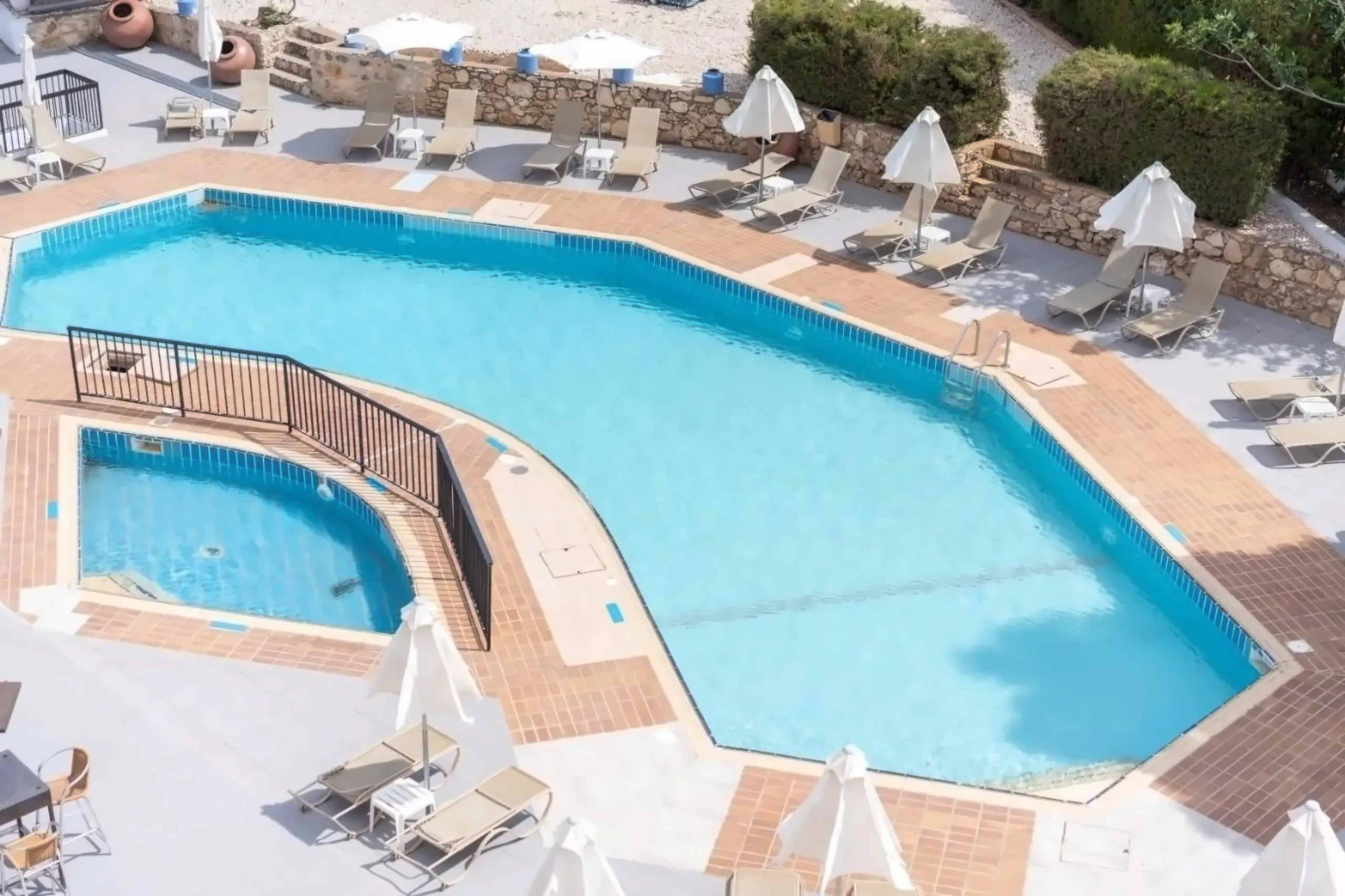 Flora Hotel Apartments - zdjęcie 2