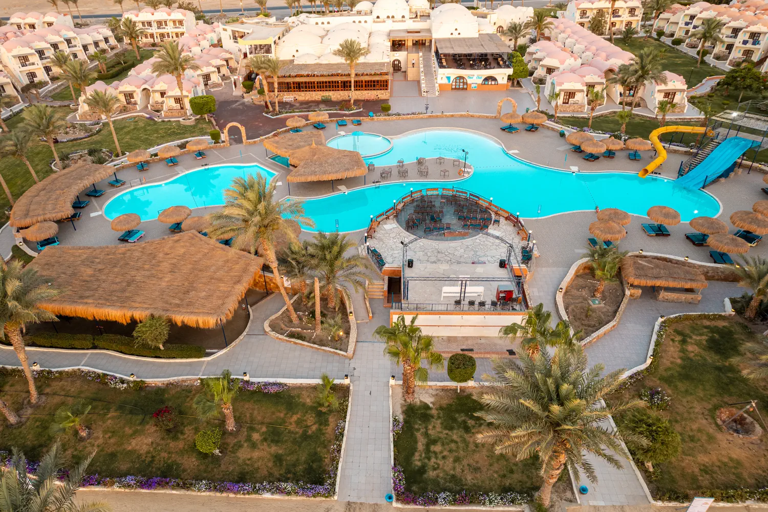 Protels Beach Club & SPA - zdjęcie 2