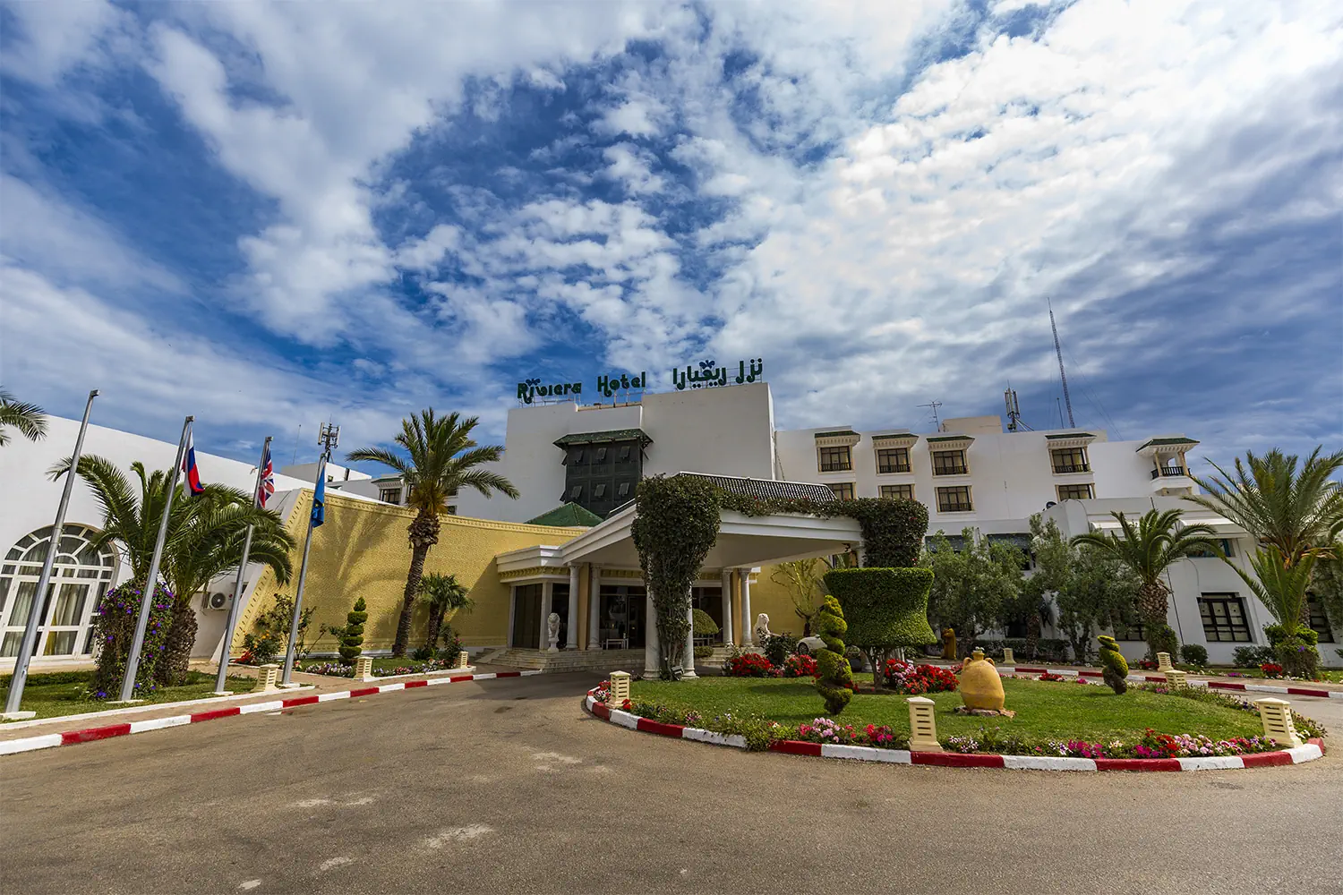 Riviera photo 0