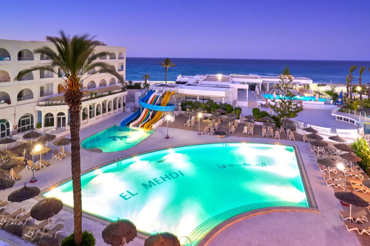 El Mehdi Beach photo 1