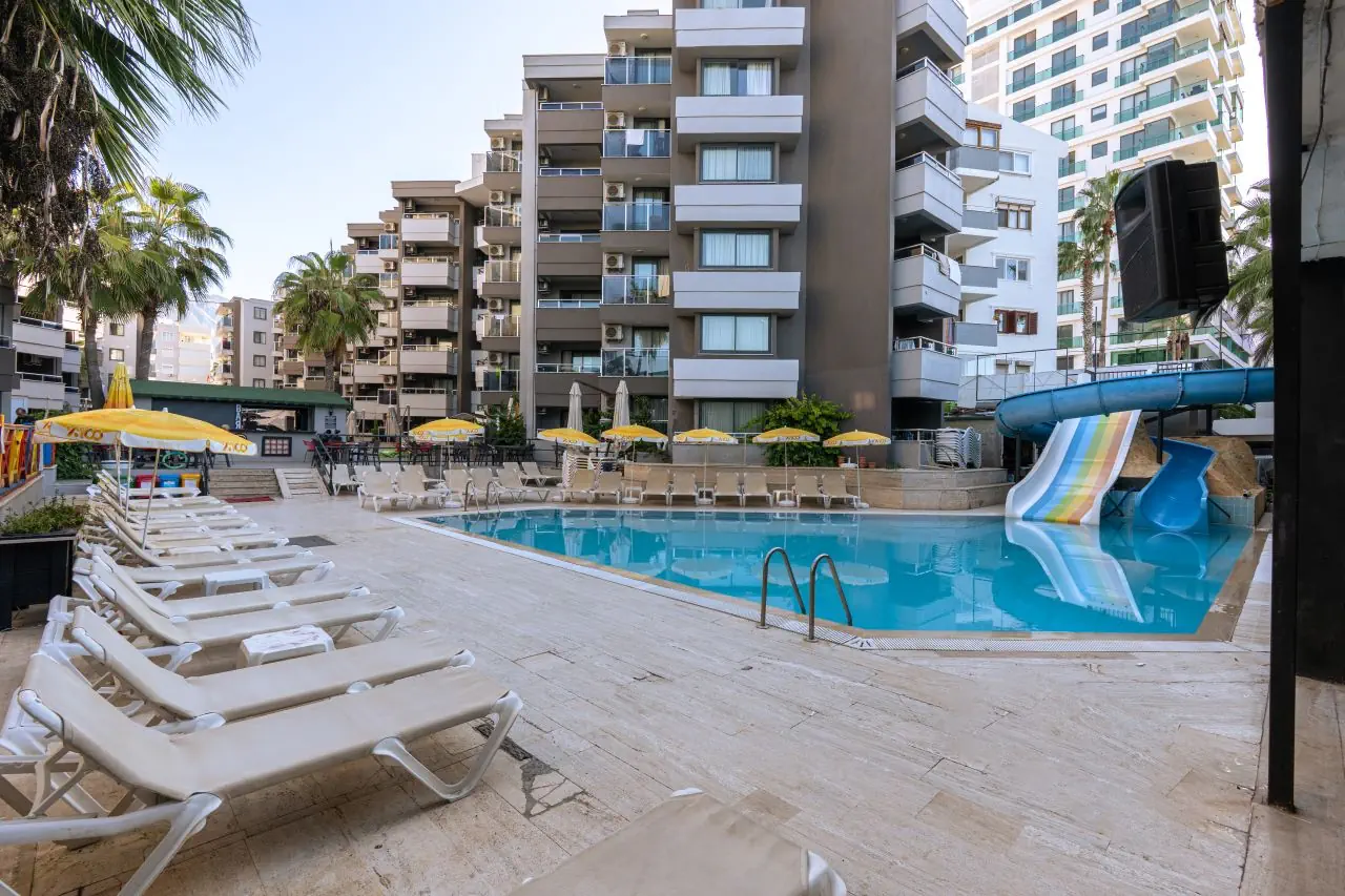 The Nora Hotels Family Club photo 3