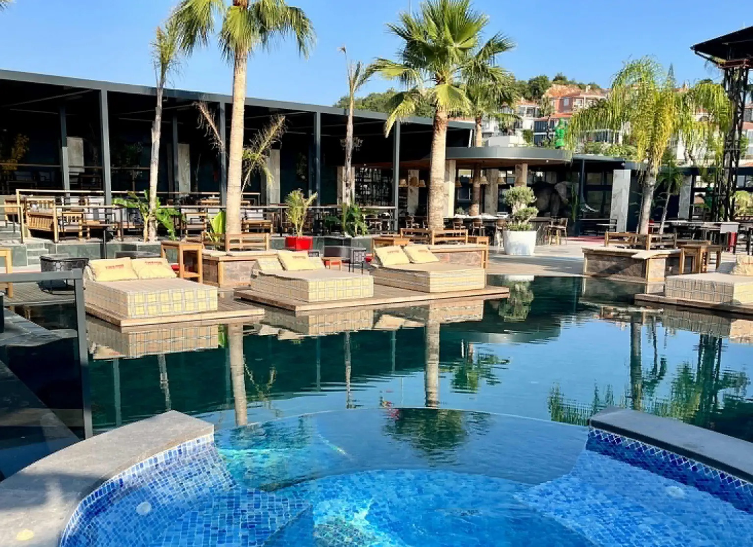 Club Robin Hood Hotel