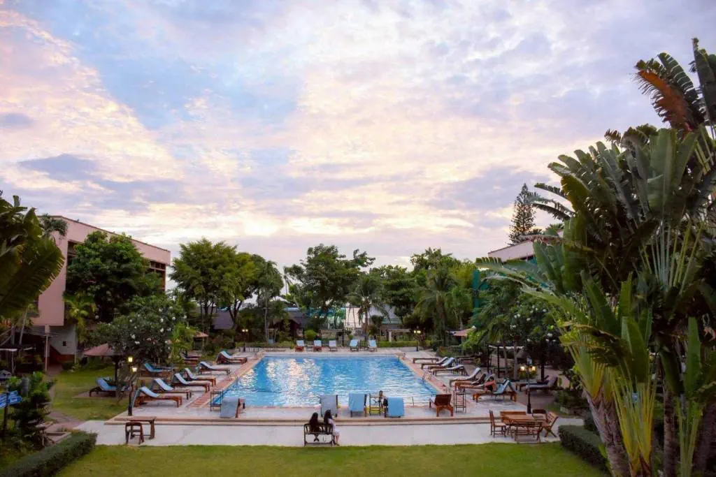 Basaya Beach & Resort - zdjęcie 3