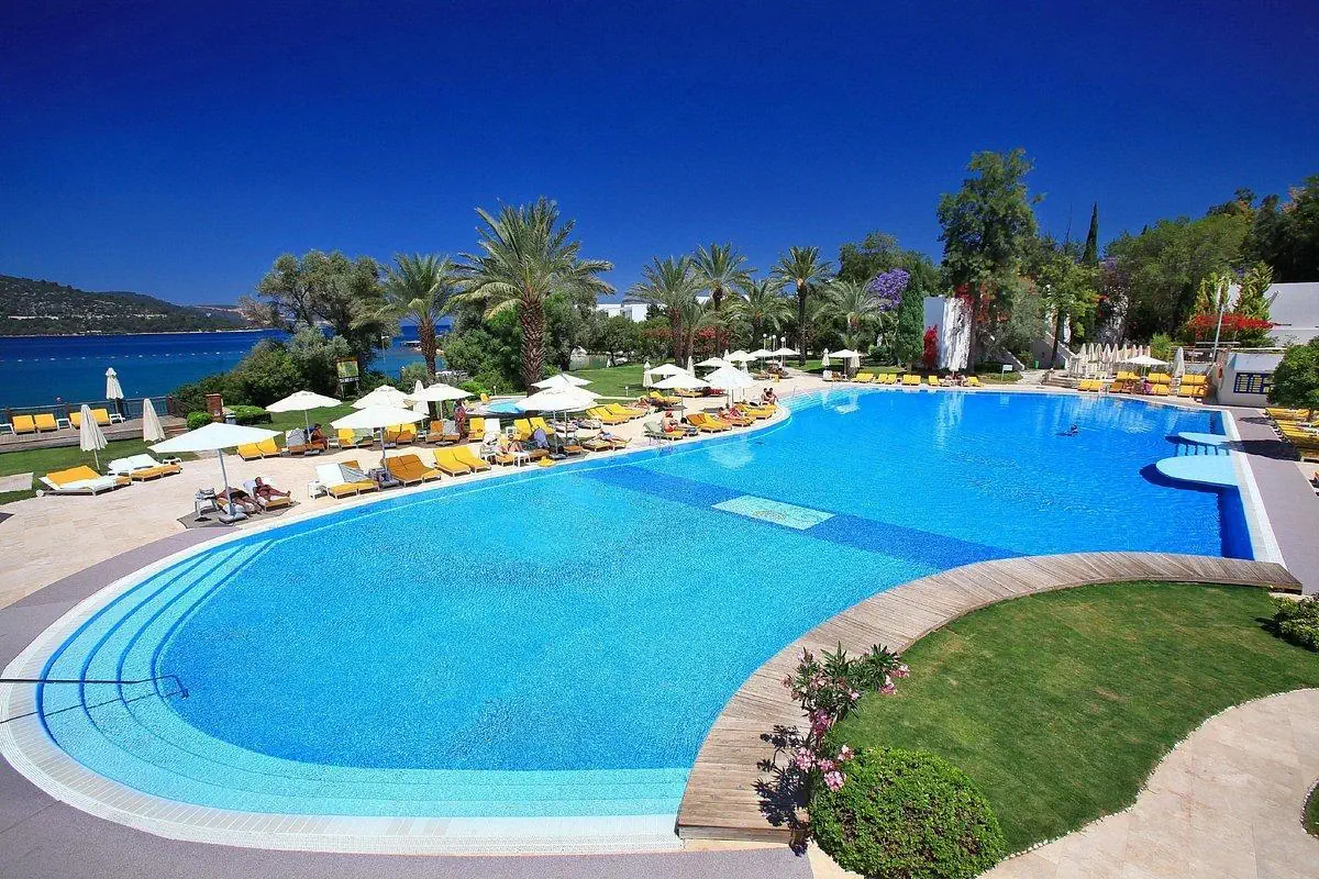 HOTEL DOUBLETREE BY HILTON BODRUM ISIL CLUB