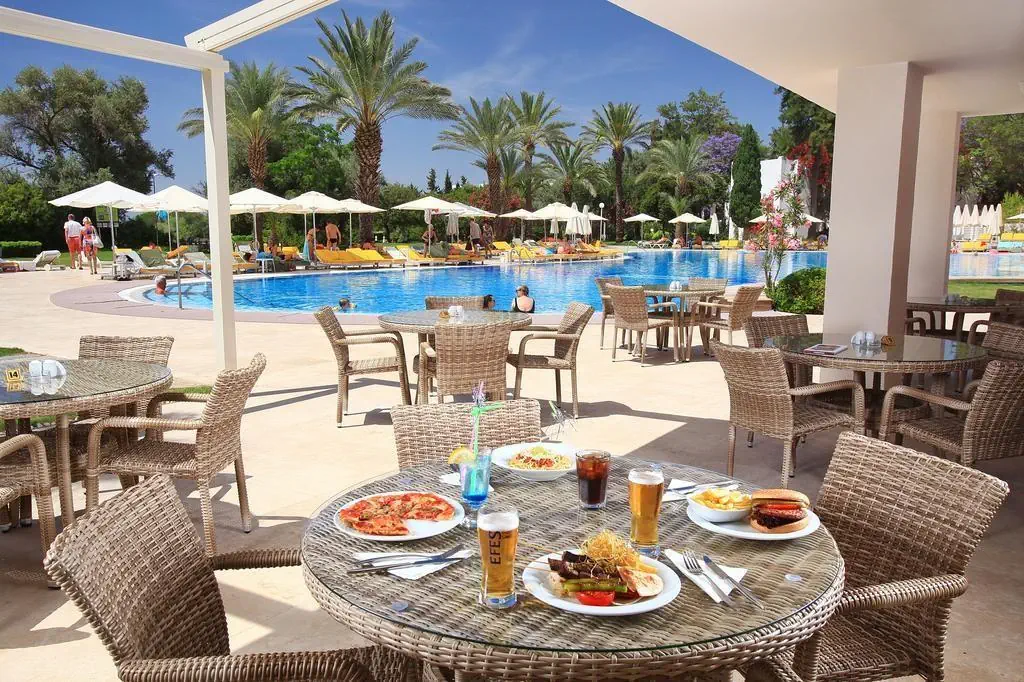 HOTEL DOUBLETREE BY HILTON BODRUM ISIL CLUB