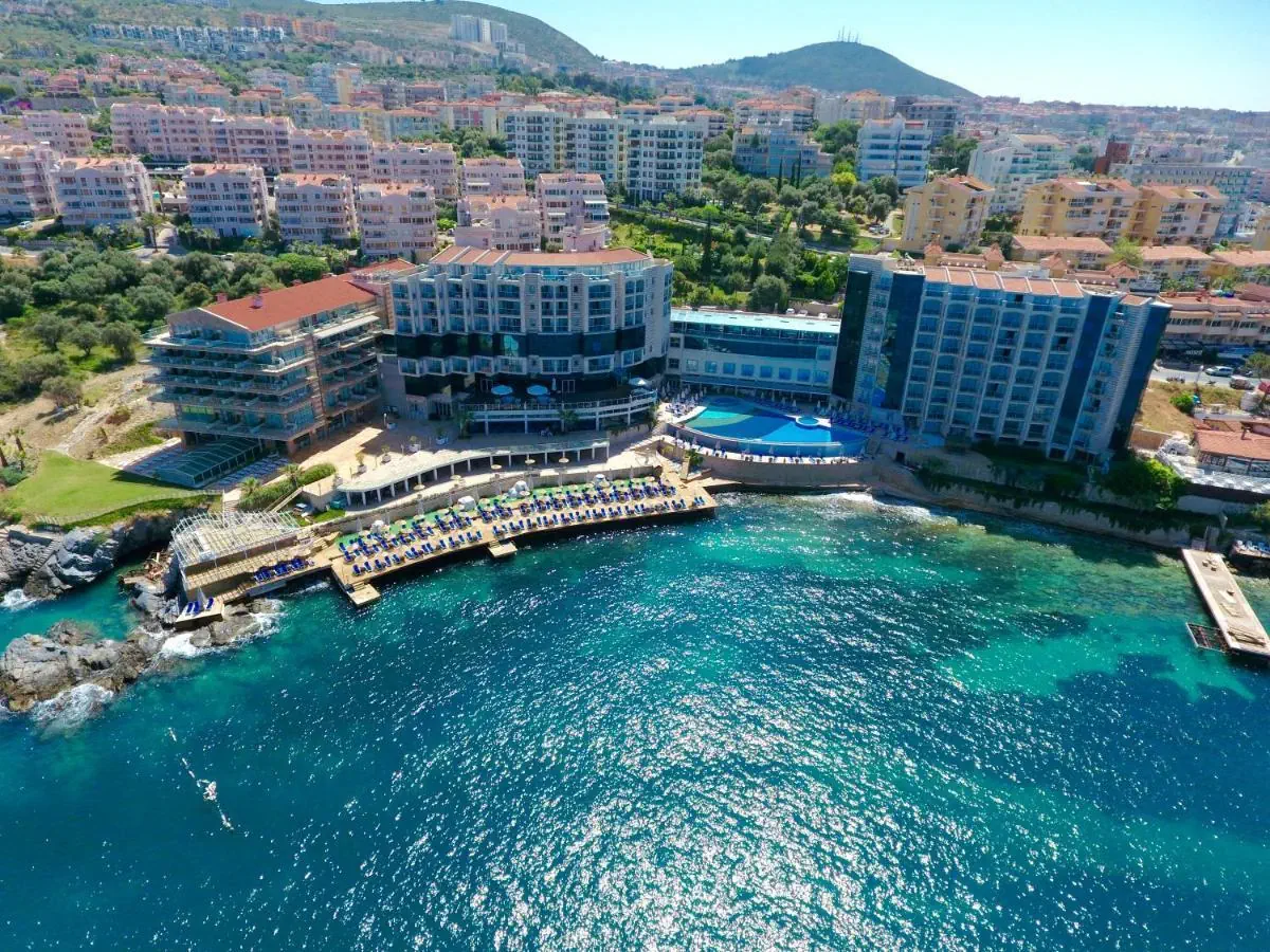 HOTEL CHARISMA DELUXE HOTEL
