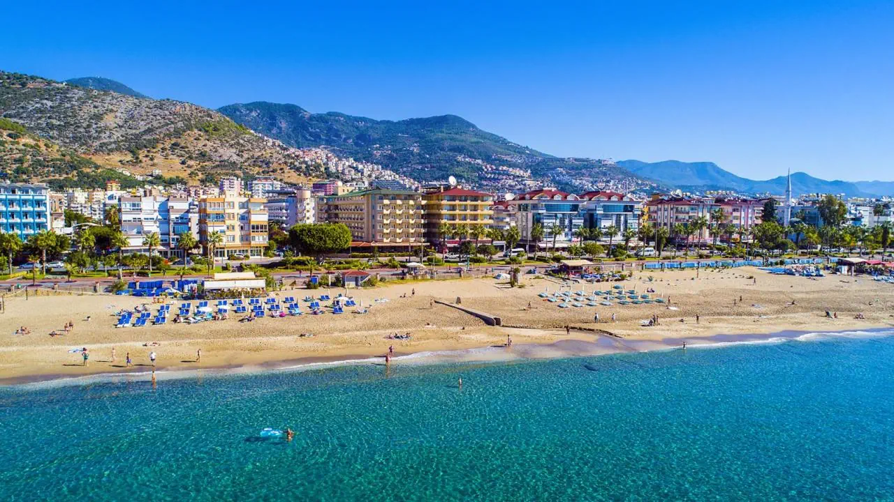 Kleopatra Beach