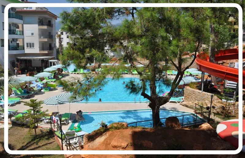 GREEN LIFE HOTEL