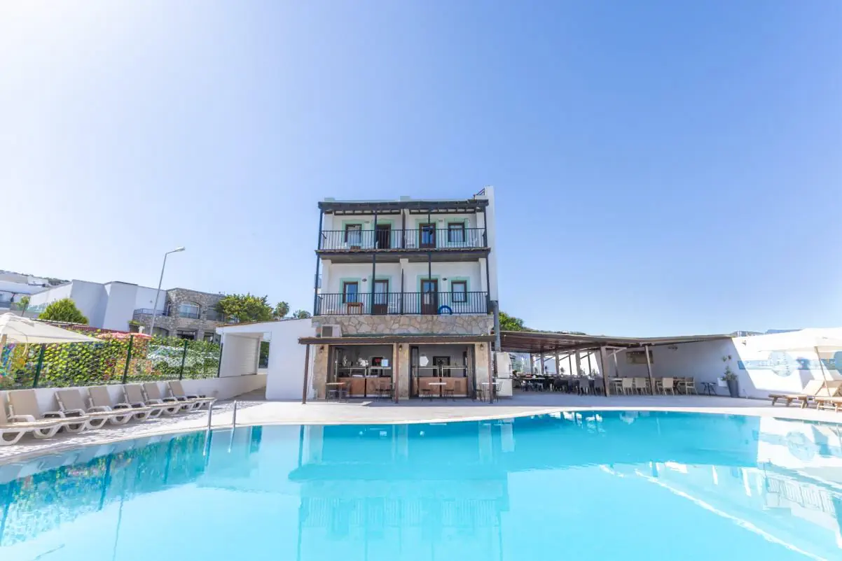 SALINAS BEACH HOTEL (BOUTIQUE CONCEPT RENOVATED)